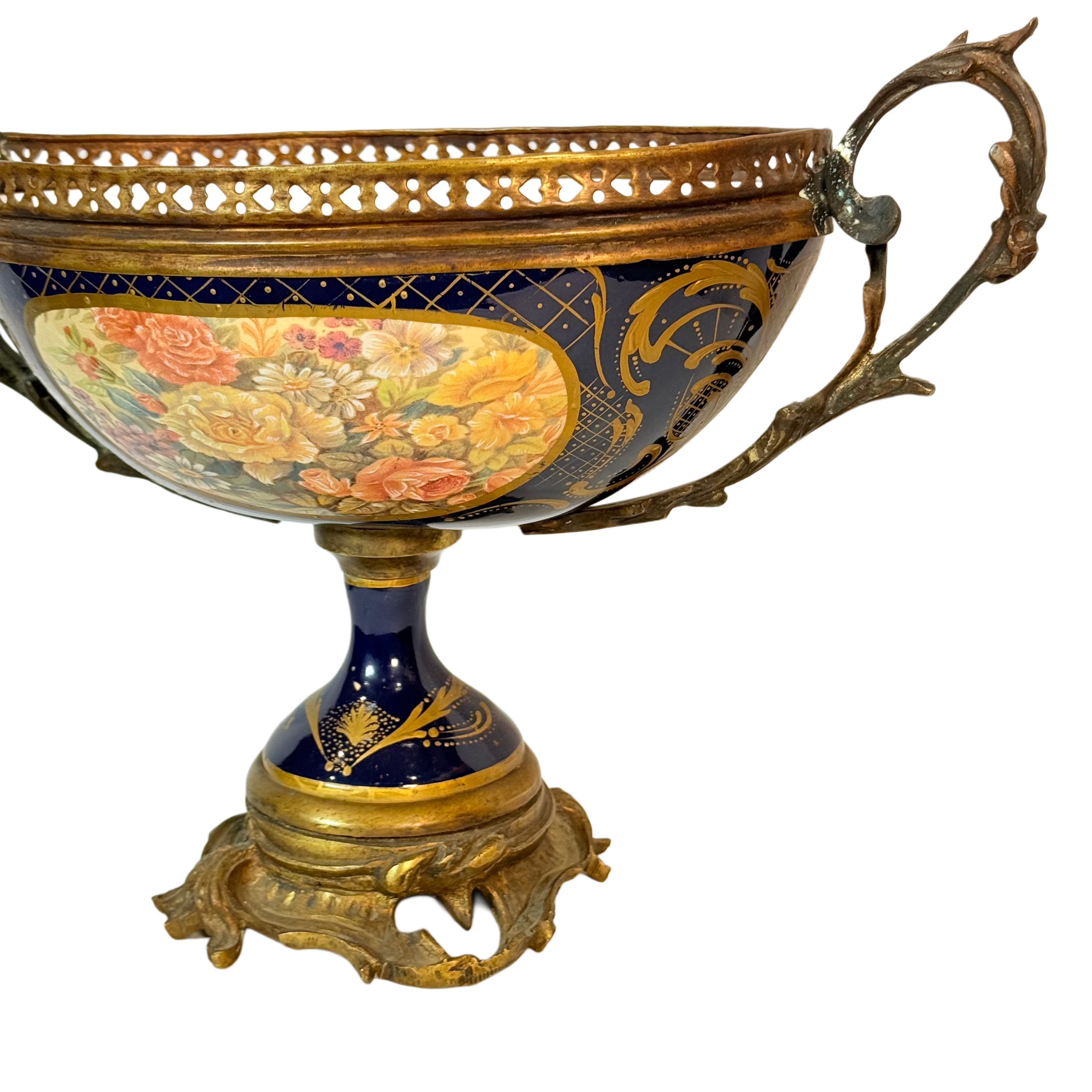 Ornate Ceramic Vase with Metal Accents – Authentic Classic Style